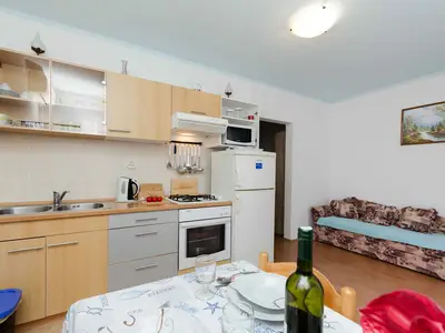 Ferienwohnung für 2 Personen (35 m²) in Lopar 3/10