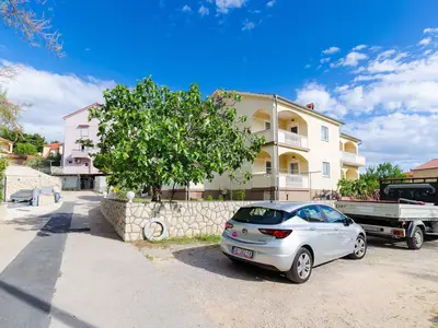 Ferienwohnung für 6 Personen (60 m²) in Lopar 3/10