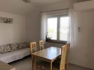Ferienwohnung für 5 Personen (60 m²) in Lopar 8/10