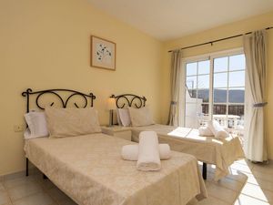 23098911-Ferienwohnung-2-Los Cristianos-300x225-1