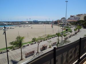 Strandpromenade beginnt gleich vor der Apartmentanlage