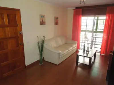 Ledersofa im Wohnzimmer