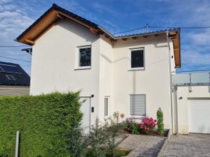 24050264-Ferienwohnung-4-Losheim Am See-300x225-0