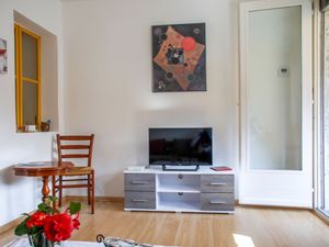 23854392-Ferienwohnung-2-Losone-300x225-1