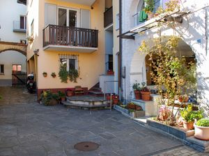 23854392-Ferienwohnung-2-Losone-300x225-4