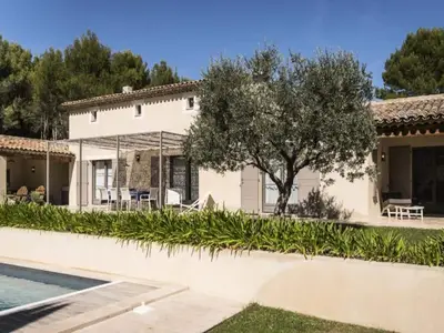 Ferienwohnung für 9 Personen (155 m²) in Lourmarin 5/10