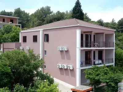 Ferienwohnung für 4 Personen in Lovište 2/10