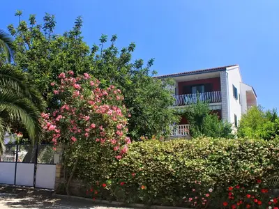 Ferienwohnung für 5 Personen in Lovište 1/10