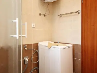 Ferienwohnung für 5 Personen (21 m²) in Lovište 2/10