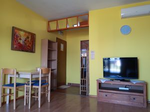 21720421-Ferienwohnung-2-Lovište-300x225-2