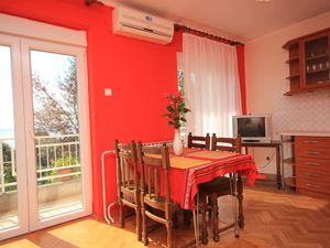 23929901-Ferienwohnung-8-Lovran-300x225-3