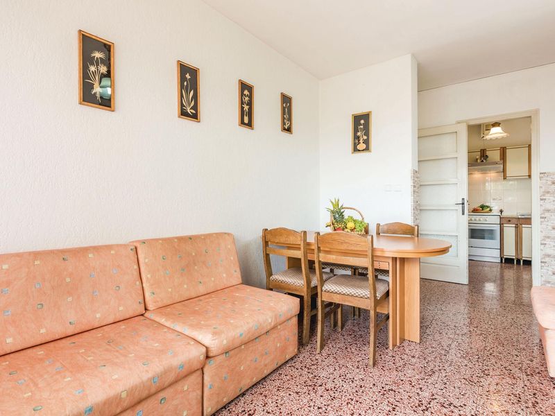 23733489-Ferienwohnung-6-Lovran-800x600-2