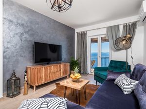 23742586-Ferienwohnung-3-Lovran-300x225-2