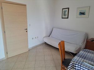 18322187-Ferienwohnung-3-Lovran-300x225-4