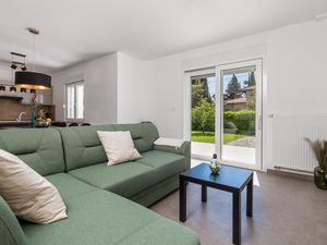 23748187-Ferienwohnung-6-Lovran-300x225-2