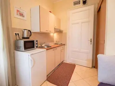 Ferienwohnung für 3 Personen (20 m²) in Lovran 8/10