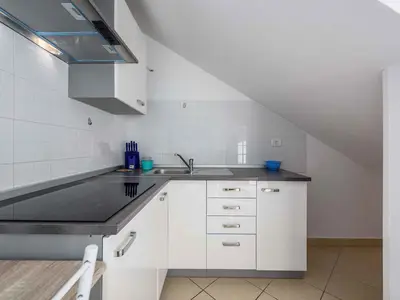Ferienwohnung für 5 Personen (60 m²) in Lovrecica 3/10