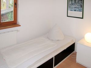 23846929-Ferienwohnung-4-Lubmin (Seebad)-300x225-1