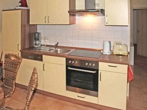 24004420-Ferienwohnung-5-Lubmin (Seebad)-300x225-4