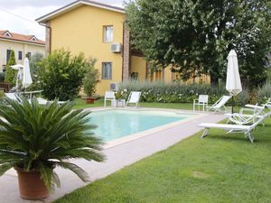 Ferienwohnung für 5 Personen (49 m²) in Lucca