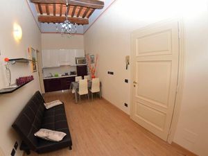 23548915-Ferienwohnung-4-Lucca-300x225-3