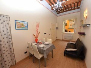 23548915-Ferienwohnung-4-Lucca-300x225-4