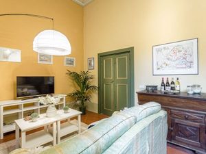 22638783-Ferienwohnung-2-Lucca-300x225-3