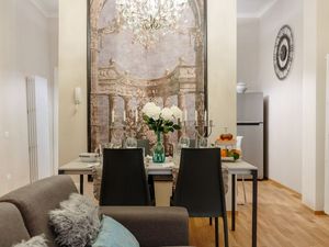 22638809-Ferienwohnung-4-Lucca-300x225-3