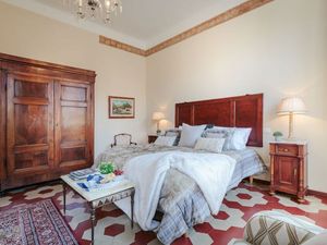 22638859-Ferienwohnung-4-Lucca-300x225-3