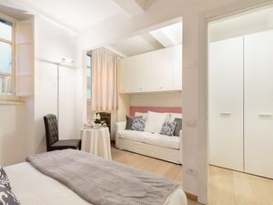 22639097-Ferienwohnung-4-Lucca-300x225-3