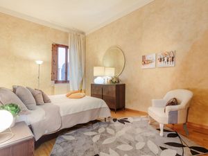 22638947-Ferienwohnung-6-Lucca-300x225-4