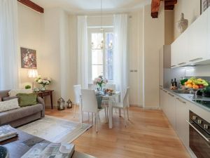 22638983-Ferienwohnung-6-Lucca-300x225-2