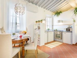 22640077-Ferienwohnung-4-Lucca-300x225-1