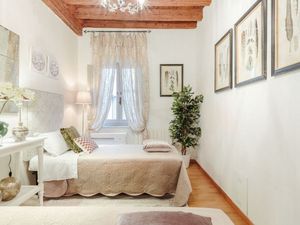 22639289-Ferienwohnung-4-Lucca-300x225-5