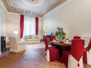 22639337-Ferienwohnung-3-Lucca-300x225-1