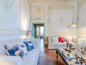 Ferienwohnung für 16 Personen (400 m²) in Lucca