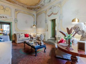 22676715-Ferienwohnung-16-Lucca-300x225-1