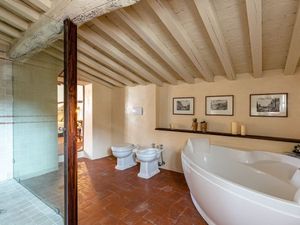 22676715-Ferienwohnung-16-Lucca-300x225-5