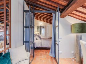 23486569-Ferienwohnung-6-Lucca-300x225-5