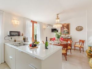 23486566-Ferienwohnung-4-Lucca-300x225-5