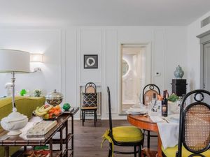 23565315-Ferienwohnung-4-Lucca-300x225-3