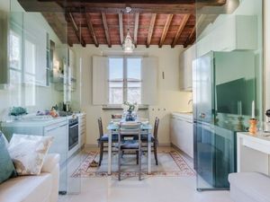 23576777-Ferienwohnung-4-Lucca-300x225-1