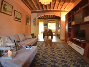 23300204-Ferienwohnung-7-Lucca-300x225-1