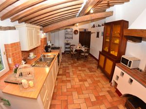 23301027-Ferienwohnung-4-Lucca-300x225-5