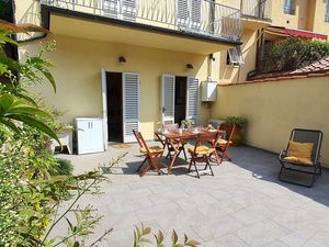 23937875-Ferienwohnung-6-Lucca-300x225-5