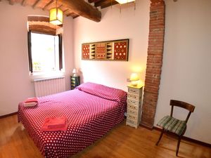 24028841-Ferienwohnung-6-Lucca-300x225-1