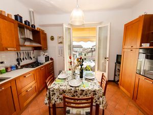 24028856-Ferienwohnung-6-Lucca-300x225-2