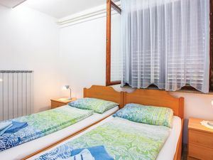 23731456-Ferienwohnung-3-Lucija-300x225-2