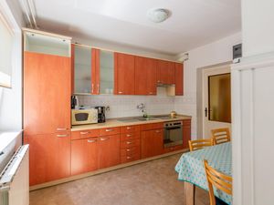 23744785-Ferienwohnung-4-Lucija-300x225-2