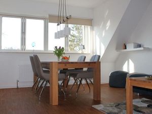 23922295-Ferienwohnung-4-Lübeck-300x225-1